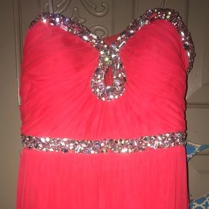 Plus size prom/formal dress